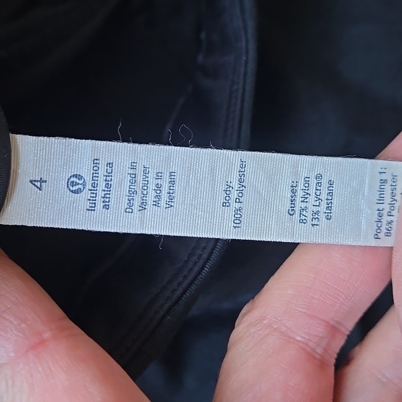 Lululemon Relaxed Fit Pants Sz 4 - Picture 5 of 8